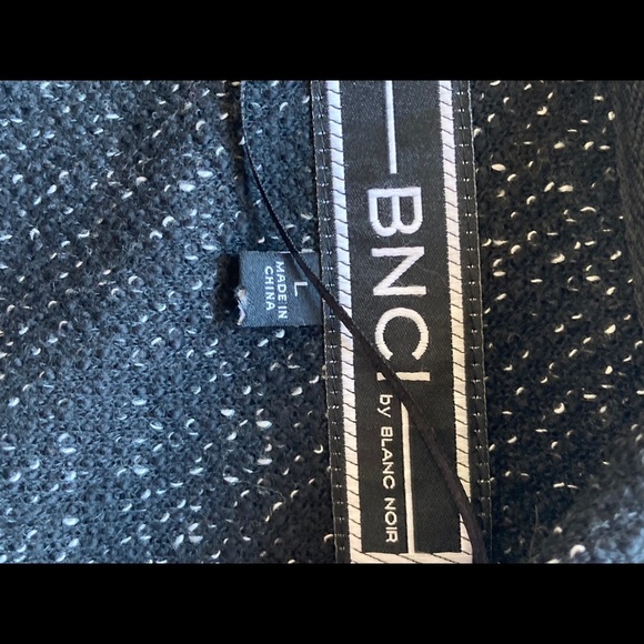 BNCI by Blanc Noir Acymetrical Sweater/Cardigan L - Picture 5 of 5